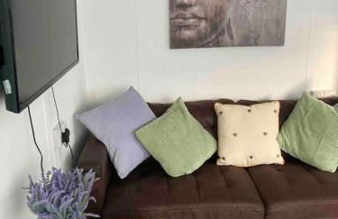 7F Cwtch Cymru Lodge, Caer Beris Holiday Park - apologies commercial vehicles not allowed on site - Foto 9