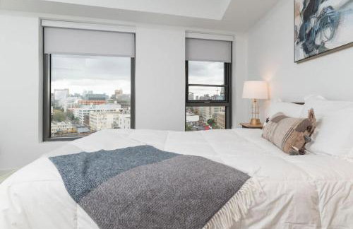 Central Penthouse Harvard MIT Spacious Gym & Work - Photo 29