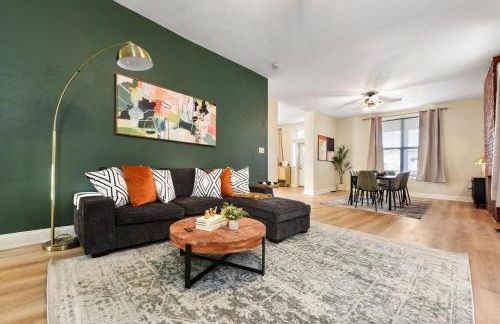 Pet Friendly 6 Bedroom Free Parking plus 5 Min From Bakery Sq - Foto 4