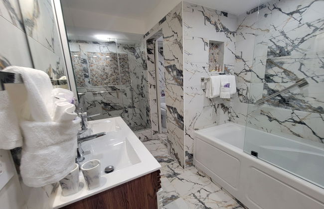 Alexander 807 5 Bedroom Apts by RedAwning - Foto 34