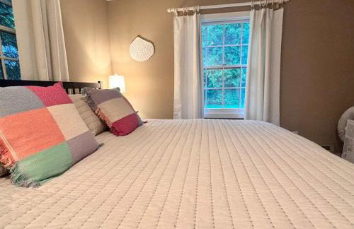 Spectacular Suttons Bay Stay - Game Room Kayaks Pizza Oven & More - Foto 55