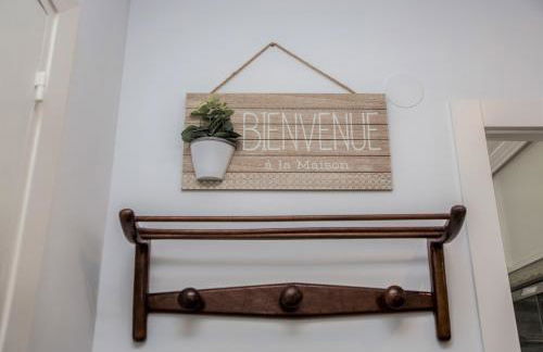 UNIQUE APT. W/POOL- ACROSS THE BEACH-WIFI-A/C - Photo 26