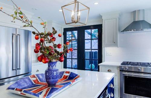 THE LIBERTY HOUSE Of Old Town Designer Home - Photo 3