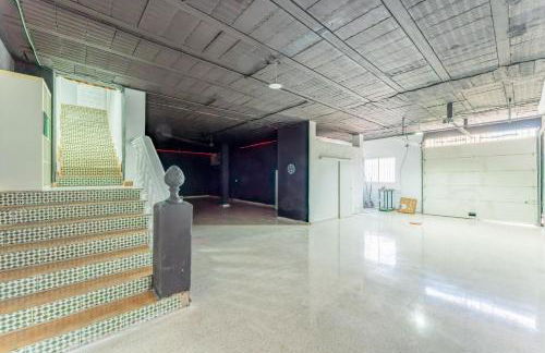 VB Villa Coto 7BR w Pool & Views - Photo 46