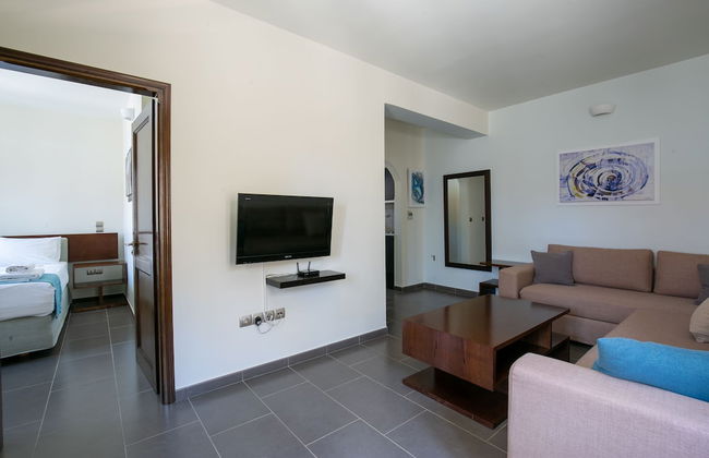 Krinos Suites Hotel - Photo 20