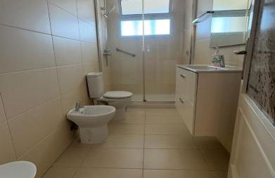 Gloria's House - Photo 13