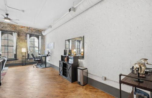 Speakeasy Attached, Walkable to Cavs, Flats, Casino - Foto 37