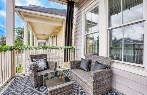 Prime Location - Stylish 2BR Minutes to Downtown - Foto 28