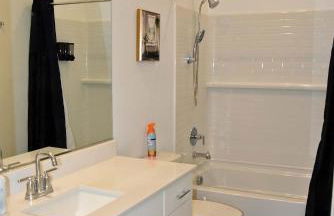 BnB Vacation Home - Photo 32