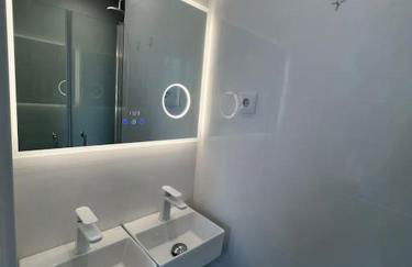 Villa en primera línea de mar con piscina privada - Foto 19