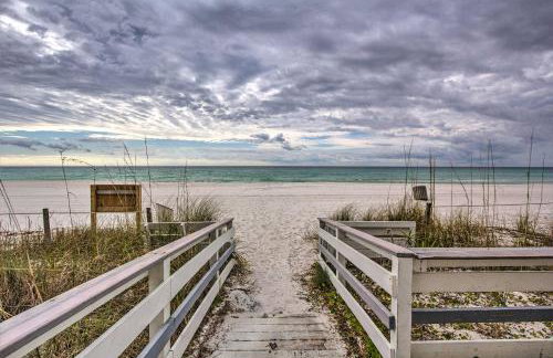 High-Rise PCB Condo with Oceanfront Views and Pool! - Foto 34