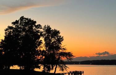 Lake Front 2 King, Bar & Grill Public Dock, Kayaks - Foto 54