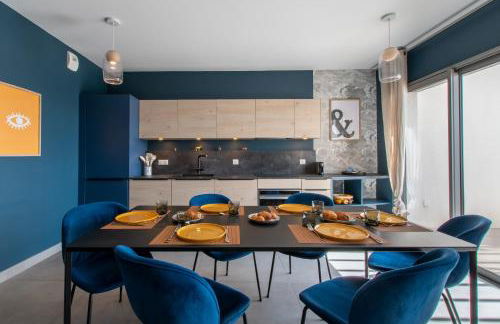 Luxury Mind Vue Exceptionnelle Pied dans l'eau Parkings privés 2 places Climatisation Hyper centre logement d'exception - Foto 11