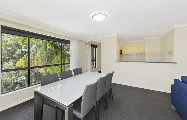 Flynns Beach Resort - Photo 6