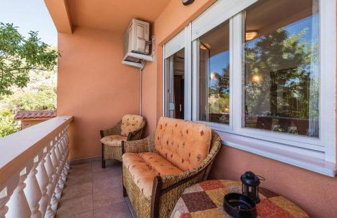 Beautiful Home In Lukovo Sugarje - Foto 20