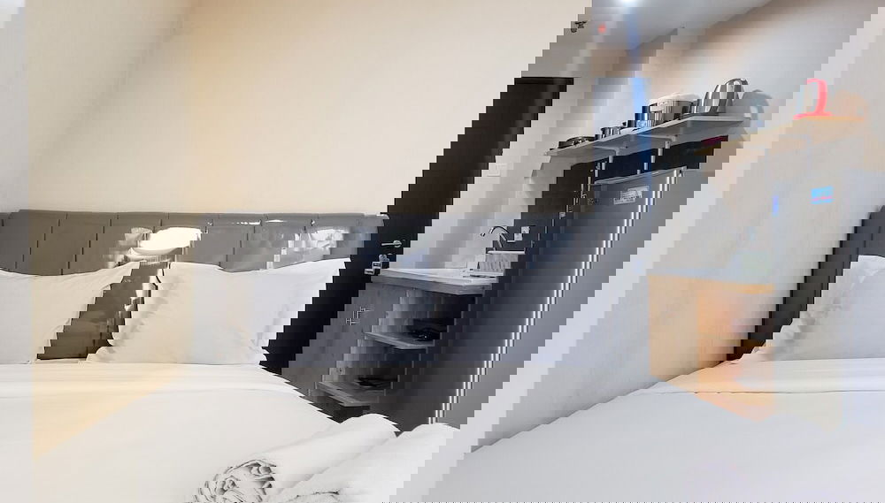 Nice And Elegant Studio At Belmont Residence Puri Apartment - Foto 1, Imagen principal