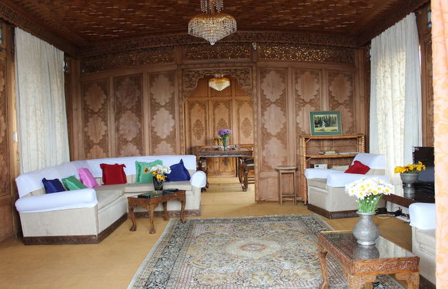 Wangnoo Houseboats - Photo 3