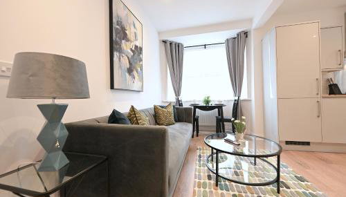 Bright & Large 3 Bed Flat in London - Foto 2