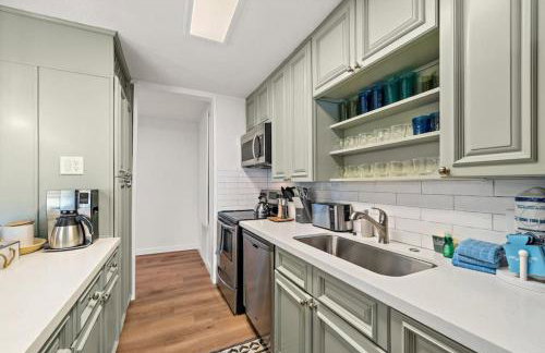 Unwind in beachside comfort with gorgeous views - Foto 14