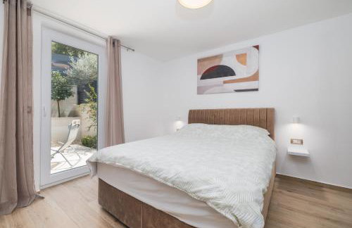 Lulani Soline Pool Apartment - Photo 51