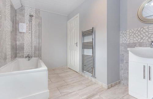 Free Parking 5 Minutes from City Centre - Foto 4