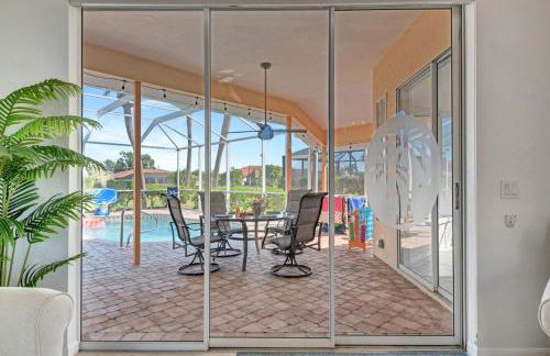 Spacious Canal-View Home with Pool and Game Room - Foto 68