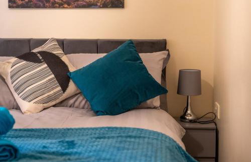 Serene 2BR Retreat Perfect for Long Stays - Foto 29