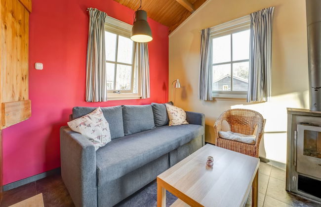 Charming Vacation Home With Terrace - Photo 11