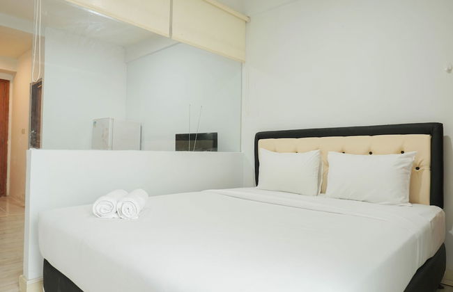 Cozy and Simply Studio Titanium Square Apartment - Photo 3