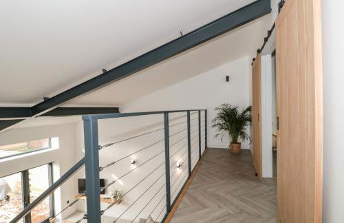 Linden Barn - Photo 23