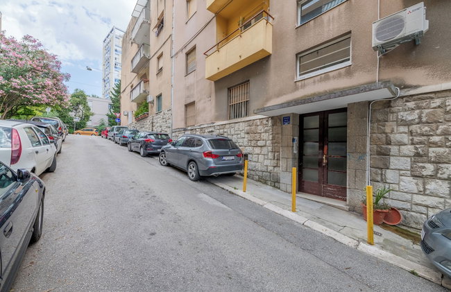 Mambo 1-Bedroom Luxury Apartment - Downtown - Photo 29