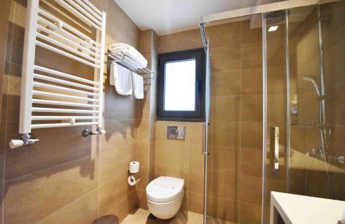 MIRAMARE LUXURY APARTMENTS - Photo 9