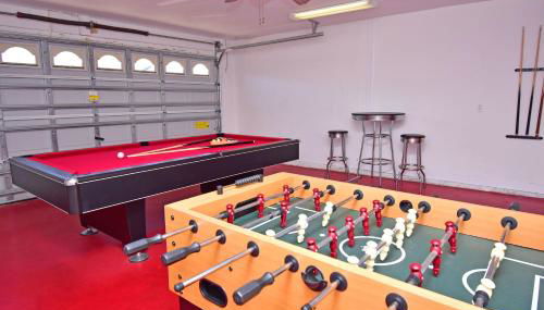 Comfortable Pool Home with Spa & Games Room Close to Disney - Foto 4