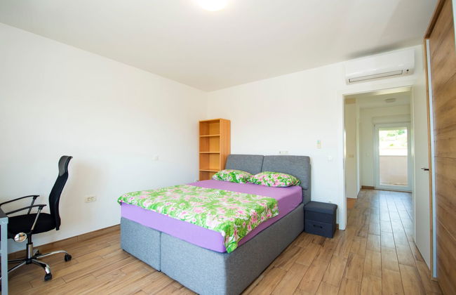 Stella Kastela - Foto 25