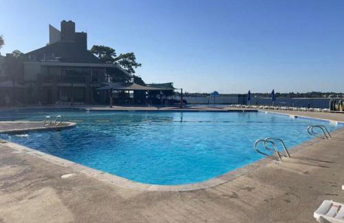 Luxury Lakefront Escape on Lake Conroe - Photo 29