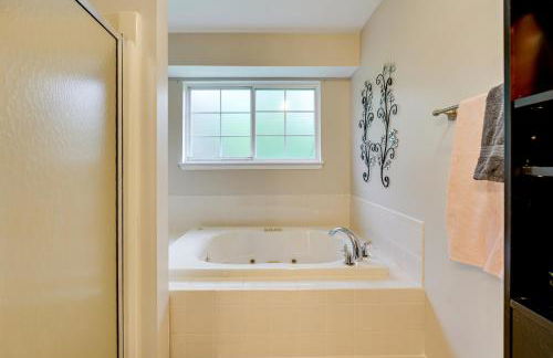 Pets Welcome Convenient Family Home in Westland! - Photo 12