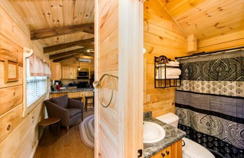 Stunning Cabin Close to Tryon and the Foothills of Mill Spring near Lake Lure, North Carolina - Foto 9