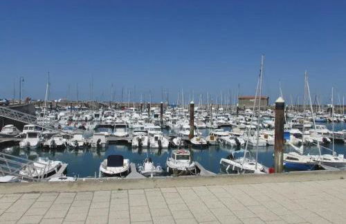 Studio rénové à deux pas de la plage des Lutins - Terrasse privée, parking et animaux acceptés - FR-1-426-515 - Foto 8