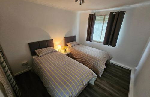 Cosy Oakbank Apartment close to Wishaw hospital - Foto 8