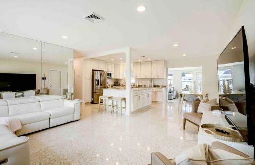 Sandpiper - Heated Pool - Minutes to Siesta Key - Foto 1