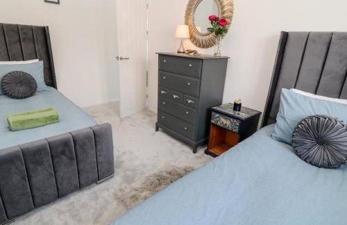 Martingale - Photo 11