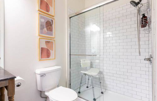 Bourbon Suites -Foodies -Bourbon -2 Living Rooms - Foto 36