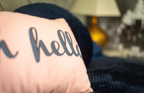 Cosy 2-BDR Apartment & 15 minutes to Edinburgh by train & Free Parking - Foto 18