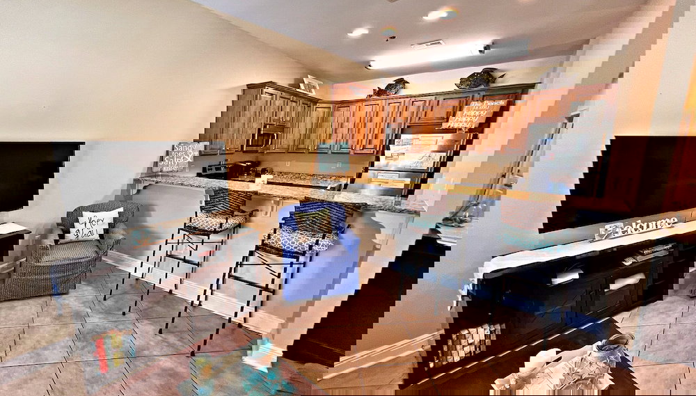 Laguna Breeze - Photo 1, Primary image