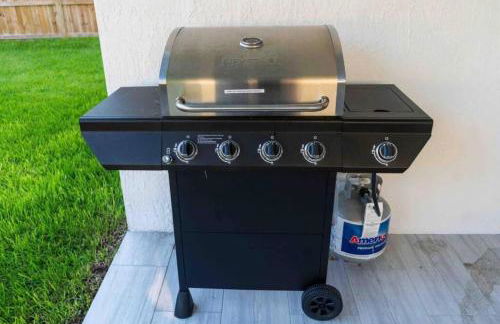 Palm Luxe Residence - Photo 8