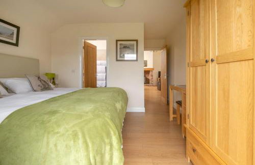 The Country Lodge at Hill House Farm Cheshire - Photo 8