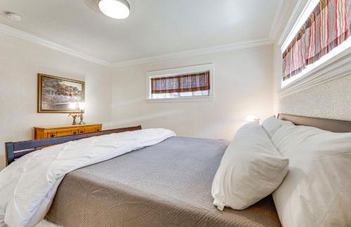 8 Mi to Jacksonville Oregon Getaway with Deck! - Foto 22