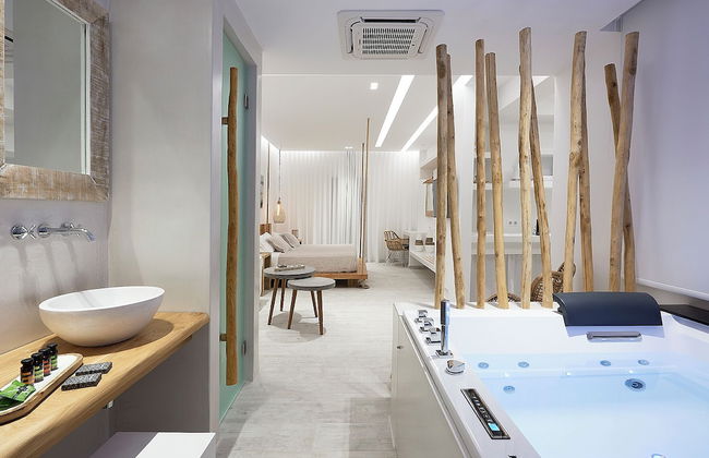 Nirome Luxury Suites - Foto 53