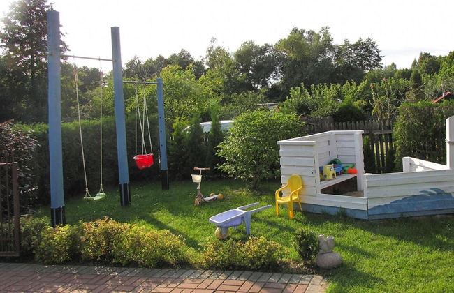 Detached Cottage With Fenced Yard Right by the Lake, Wrony - Foto 18