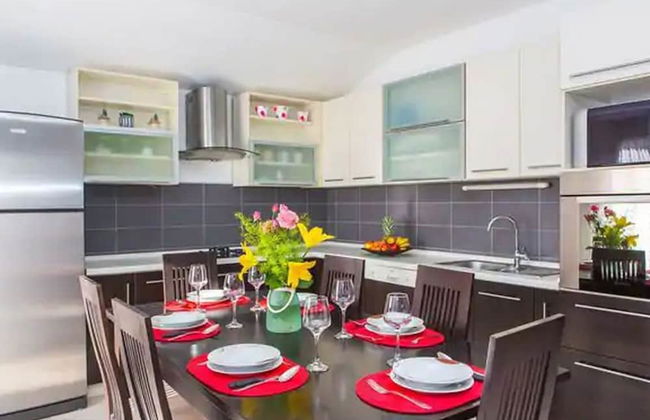 Idyllic Holiday Home With Private Pool, Sun Deck, and Organic Garden - Foto 5